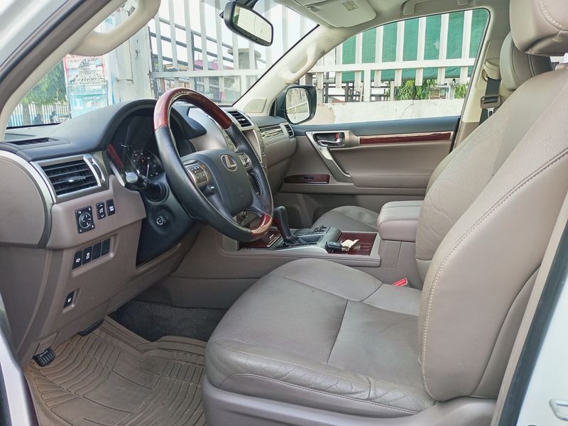 Thumbnail 4 of 2015 Lexus GX